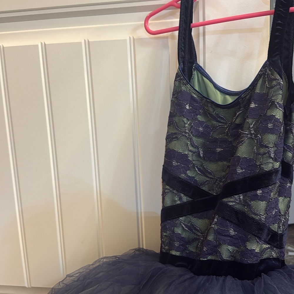 Revolution dance tutu